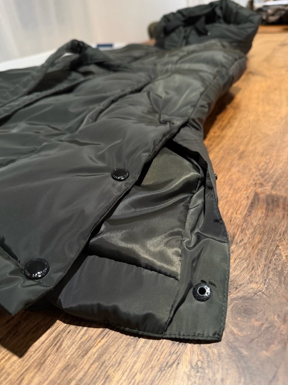 Sam Edelman Hooded Long Puffer Vest Dark Olive Green Small Adjustable Waist - S - Picture 6 of 16